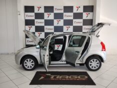 RENAULT SANDERO 1.6 EXPRESSION 8V FLEX 4P MANUAL 2010/2010 TIAGO AUTOMÓVEIS VENÂNCIO AIRES / Carros no Vale