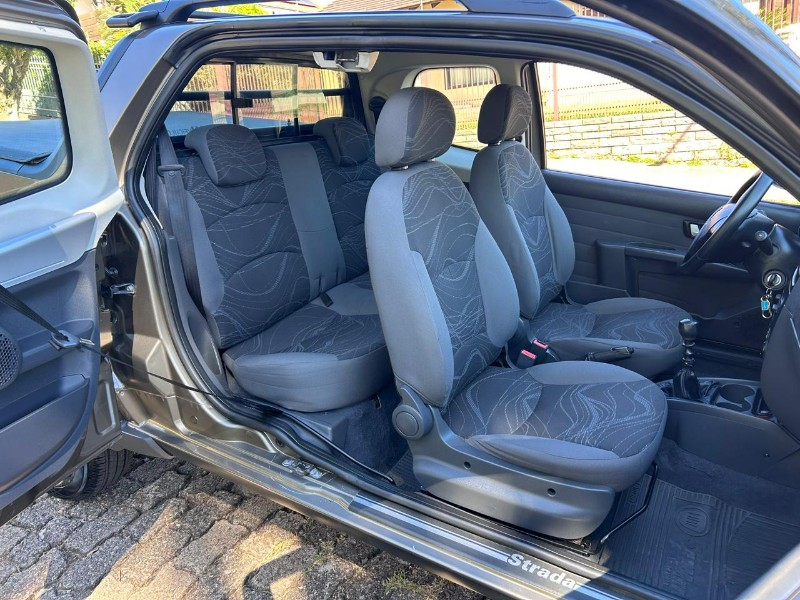 FIAT STRADA WORKING 1.4 MPI FIRE FLEX 8V CD 2016/2016 LS MULTIMARCAS VENÂNCIO AIRES / Carros no Vale