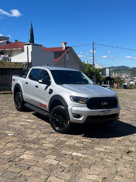 FORD RANGER FX4 3.2 20V 4X4 CD DIESEL AUT. 2023/2023 BOSCO AUTOMÓVEIS GUAPORÉ / Carros no Vale