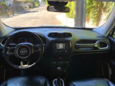 JEEP RENEGADE LNGTD 1.8 2015/2016 ESTAÇÃO DO CARRO ESTRELA / Carros no Vale