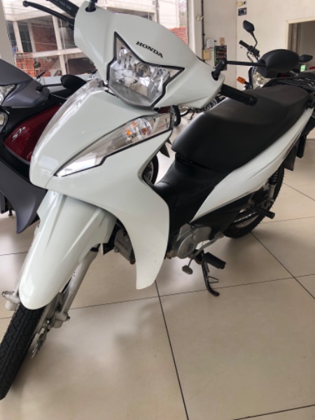 HONDA MOTOS BIZ 110 I * PARTIDA ELÉTRICA* ÓTIMO ESTADO DE CONSERVÇÃO 2022/2022 JASER MOTOS LAJEADO / Carros no Vale