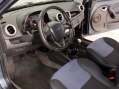 FORD KA 1.0 8V 2012/2012 TIAGO AUTOMÓVEIS VENÂNCIO AIRES / Carros no Vale