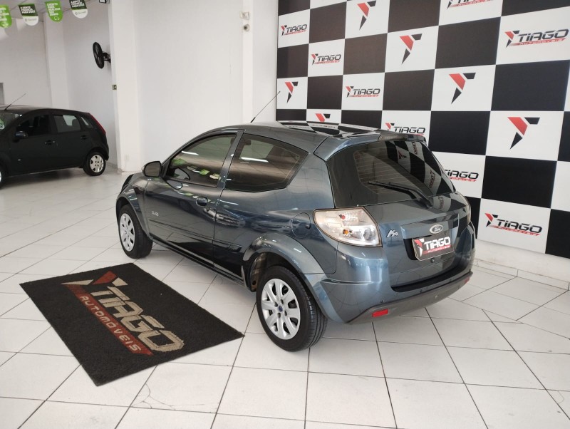 FORD KA 1.0 8V 2012/2012 TIAGO AUTOMÓVEIS VENÂNCIO AIRES / Carros no Vale