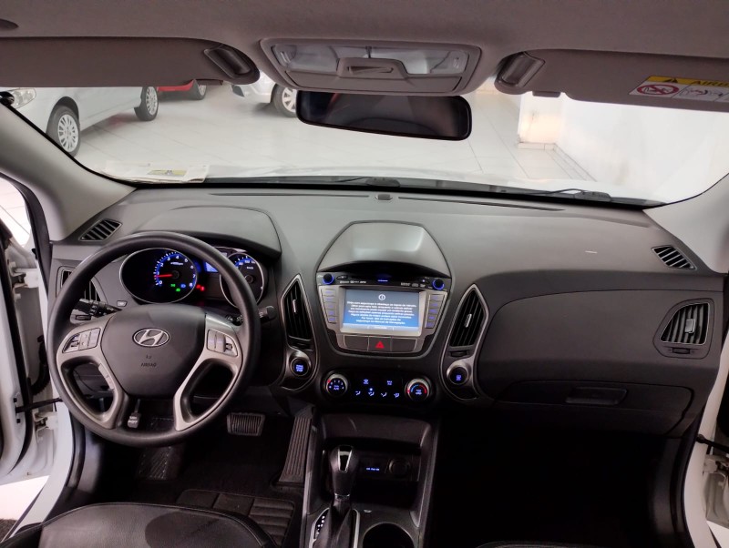 HYUNDAI IX 35 IX35 2.0 2017/2017 TIAGO AUTOMÓVEIS VENÂNCIO AIRES / Carros no Vale