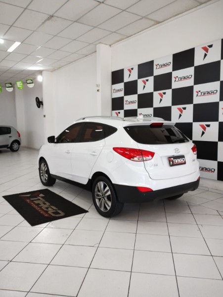 HYUNDAI IX 35 IX35 2.0 2017/2017 TIAGO AUTOMÓVEIS VENÂNCIO AIRES / Carros no Vale