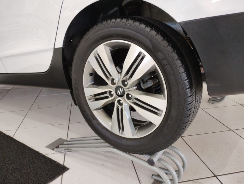 HYUNDAI IX 35 IX35 2.0 2017/2017 TIAGO AUTOMÓVEIS VENÂNCIO AIRES / Carros no Vale