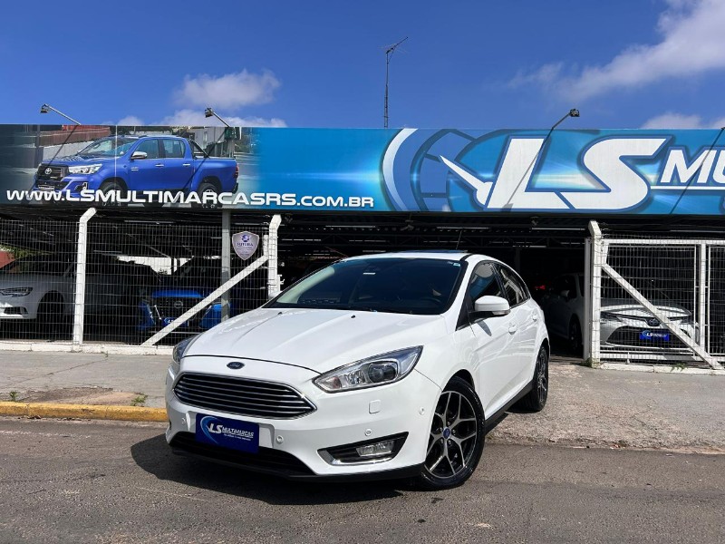 FORD FOCUS FASTBACK TIT./T.PLUS 2.0 FLEX AUT. 2016/2016 LS MULTIMARCAS VENÂNCIO AIRES / Carros no Vale FORD FOCUS FASTBACK TIT./T.PLUS 2.0 FLEX AUT. 2016/2016 LS MULTIMARCAS VENÂNCIO AIRES / Carros no Vale