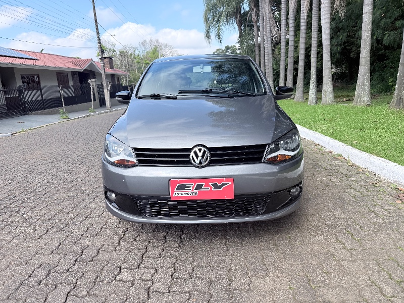 VOLKSWAGEN FOX 1.6 PRIME G2 2011/2011 ELY AUTOMÓVEIS LAJEADO / Carros no Vale