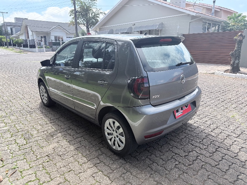 VOLKSWAGEN FOX 1.6 PRIME G2 2011/2011 ELY AUTOMÓVEIS LAJEADO / Carros no Vale