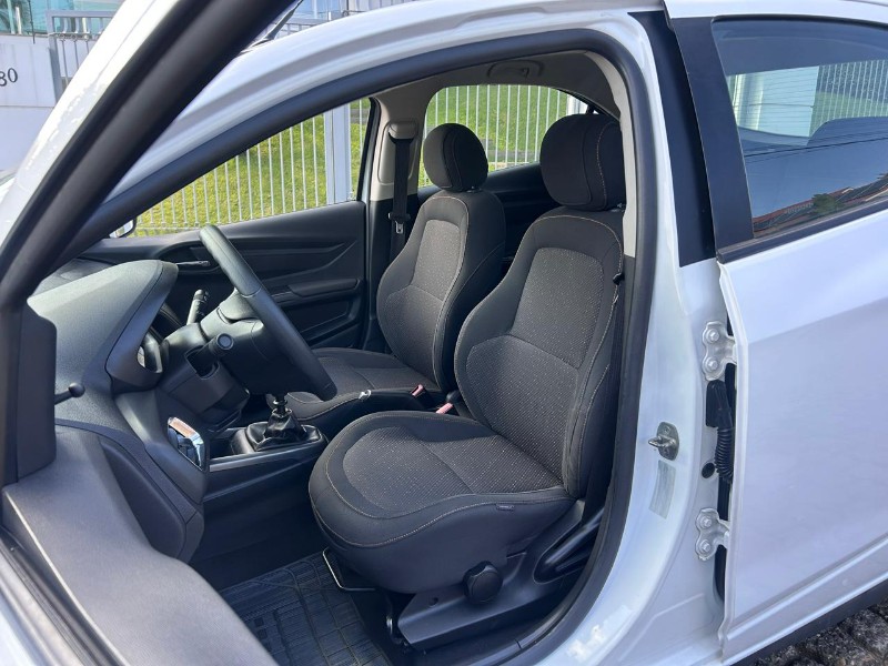 CHEVROLET ONIX HATCH LT 1.4 8V FLEXPOWER 5P MEC. 2014/2014 LS MULTIMARCAS VENÂNCIO AIRES / Carros no Vale