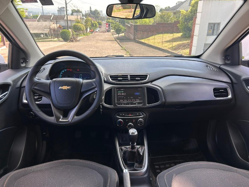CHEVROLET ONIX HATCH LT 1.4 8V FLEXPOWER 5P MEC. 2014/2014 LS MULTIMARCAS VENÂNCIO AIRES / Carros no Vale