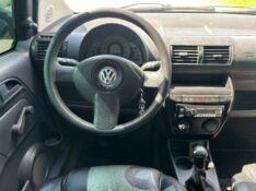 VOLKSWAGEN FOX 1.0 /2004 RT 811 VEÍCULOS ARROIO DO MEIO / Carros no Vale