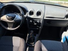 CHEVROLET PRISMA SED. MAXX/ LT /2012 NEURI VEÍCULOS LAJEADO / Carros no Vale