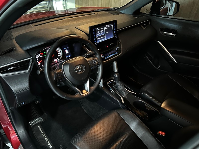 TOYOTA COROLLA CROSS XRE /2022 IDEAL VEÍCULOS LAJEADO / Carros no Vale
