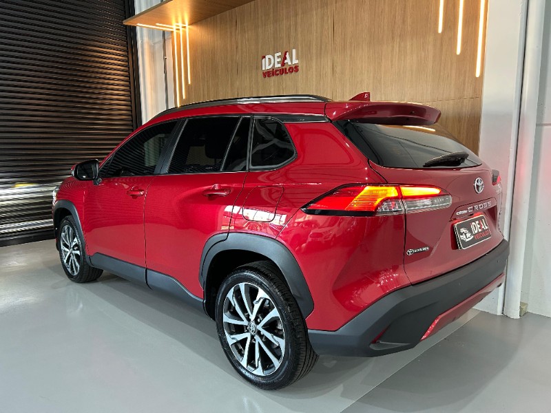 TOYOTA COROLLA CROSS XRE /2022 IDEAL VEÍCULOS LAJEADO / Carros no Vale