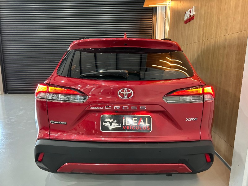 TOYOTA COROLLA CROSS XRE /2022 IDEAL VEÍCULOS LAJEADO / Carros no Vale