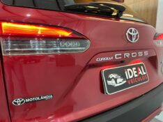 TOYOTA COROLLA CROSS XRE /2022 IDEAL VEÍCULOS LAJEADO / Carros no Vale