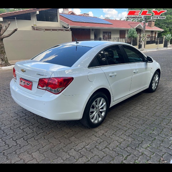 CHEVROLET CRUZE LT 1.8 16V FLEXPOWER 4P AUT. 2016/2016 ELY AUTOMÓVEIS LAJEADO / Carros no Vale