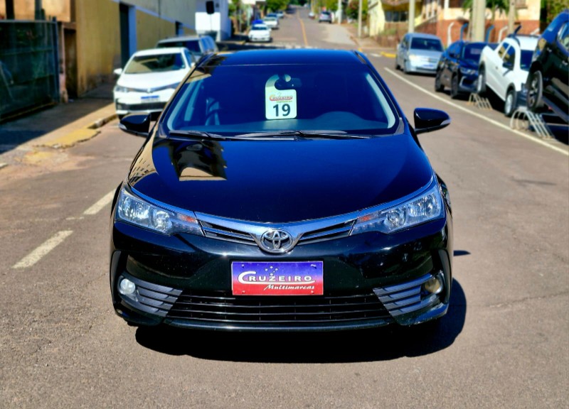 TOYOTA COROLLA 1.8 XEI 16V GASOLINA 4P AUTOMÁTICO 2018/2019 CRUZEIRO MULTIMARCAS CRUZEIRO DO SUL / Carros no Vale