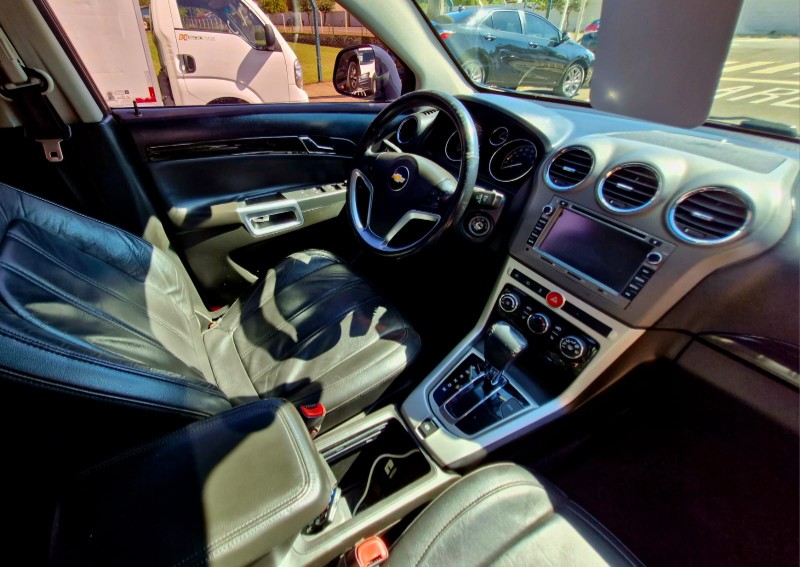 CHEVROLET CAPTIVA 2.4 FWD SPORT 16V GASOLINA 4P AUTOMÁTICO 2014/2014 CRUZEIRO MULTIMARCAS CRUZEIRO DO SUL / Carros no Vale