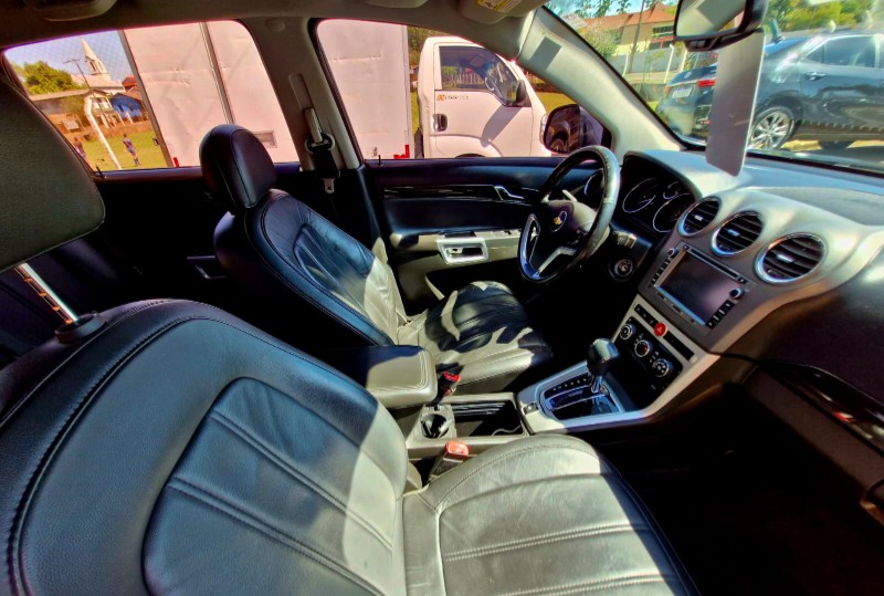 CHEVROLET CAPTIVA 2.4 FWD SPORT 16V GASOLINA 4P AUTOMÁTICO 2014/2014 CRUZEIRO MULTIMARCAS CRUZEIRO DO SUL / Carros no Vale