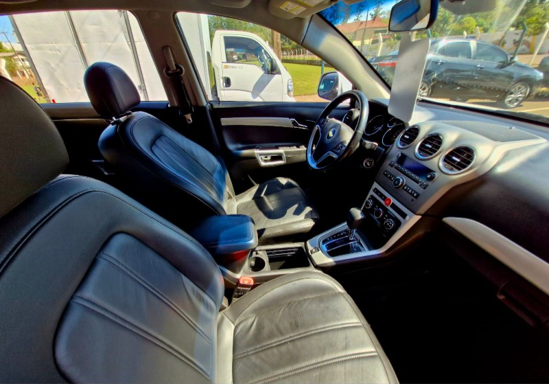 CHEVROLET CAPTIVA 2.4 FWD SPORT 16V GASOLINA 4P AUTOMÁTICO 2010/2011 CRUZEIRO MULTIMARCAS CRUZEIRO DO SUL / Carros no Vale