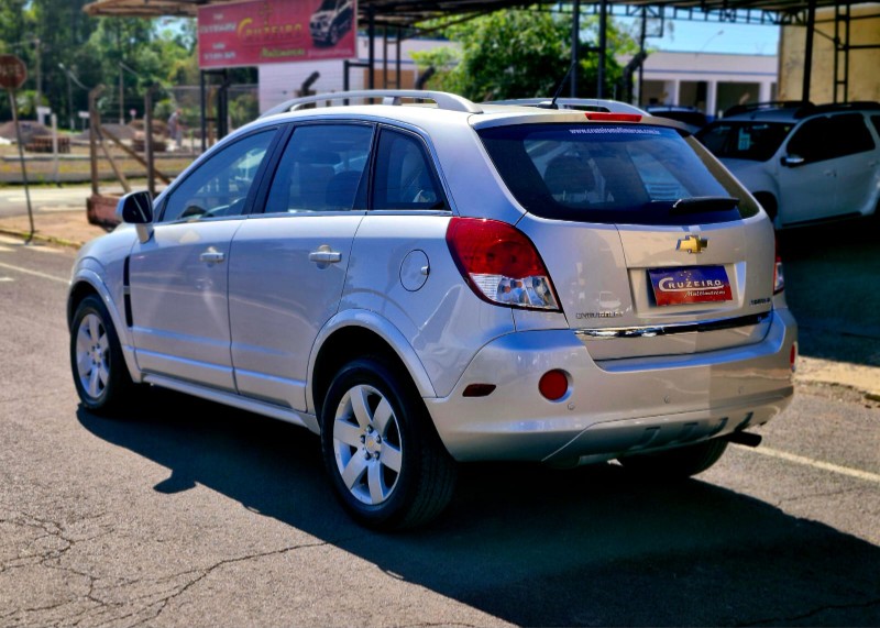 CHEVROLET CAPTIVA 2.4 FWD SPORT 16V GASOLINA 4P AUTOMÁTICO 2010/2011 CRUZEIRO MULTIMARCAS CRUZEIRO DO SUL / Carros no Vale