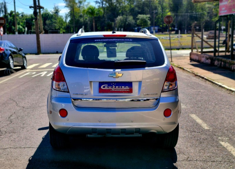 CHEVROLET CAPTIVA 2.4 FWD SPORT 16V GASOLINA 4P AUTOMÁTICO 2010/2011 CRUZEIRO MULTIMARCAS CRUZEIRO DO SUL / Carros no Vale