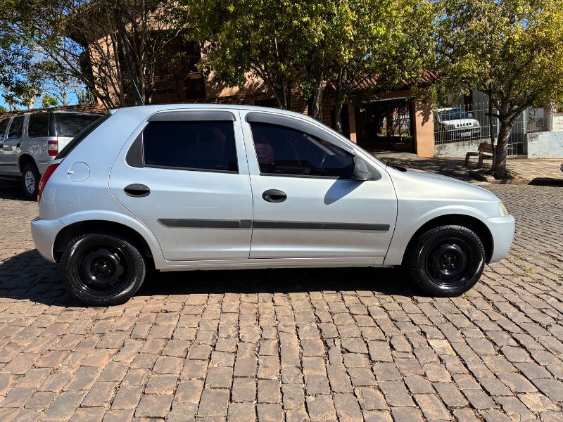 CHEVROLET CELTA SPIRIT/ LT 1.0 MPFI 8V FLEXP. 5P 2004/2005 COMPLETO VEÍCULOS GUAPORÉ / Carros no Vale