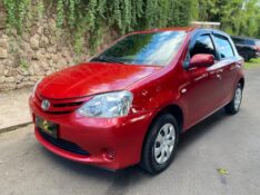 TOYOTA ETIOS XS 1.3 2012/2013 ESTAÇÃO DO CARRO ESTRELA / Carros no Vale