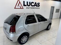 FIAT PALIO FIRE CELEBRATION 1.0 2015/2015 LUCAS AUTOMÓVEIS BOM RETIRO DO SUL / Carros no Vale