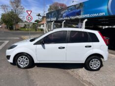 FORD FIESTA 1.6 8V FLEX/CLASS 1.6 8V FLEX 5P 2011/2011 LS MULTIMARCAS VENÂNCIO AIRES / Carros no Vale