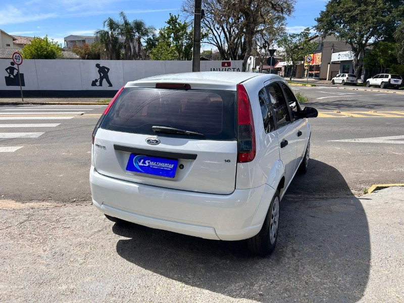 FORD FIESTA 1.6 8V FLEX/CLASS 1.6 8V FLEX 5P 2011/2011 LS MULTIMARCAS VENÂNCIO AIRES / Carros no Vale