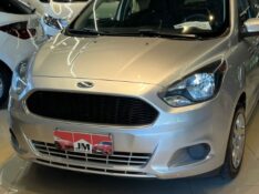 FORD KA 1.0 8V FLEX 2014/2015 JM AUTOMÓVEIS VENÂNCIO AIRES / Carros no Vale