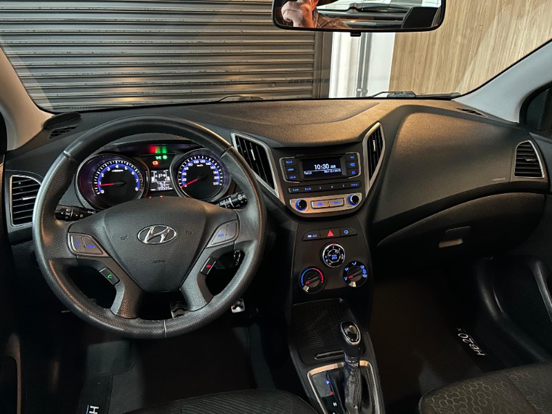 HYUNDAI HB20X 1.6 /2017 IDEAL VEÍCULOS LAJEADO / Carros no Vale