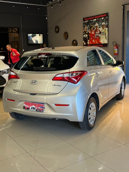 HYUNDAI HB20 1.6 COMFORT 2013/2013 JM AUTOMÓVEIS VENÂNCIO AIRES / Carros no Vale