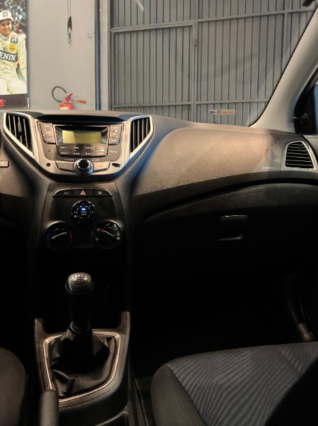 HYUNDAI HB20 1.6 COMFORT 2013/2013 JM AUTOMÓVEIS VENÂNCIO AIRES / Carros no Vale