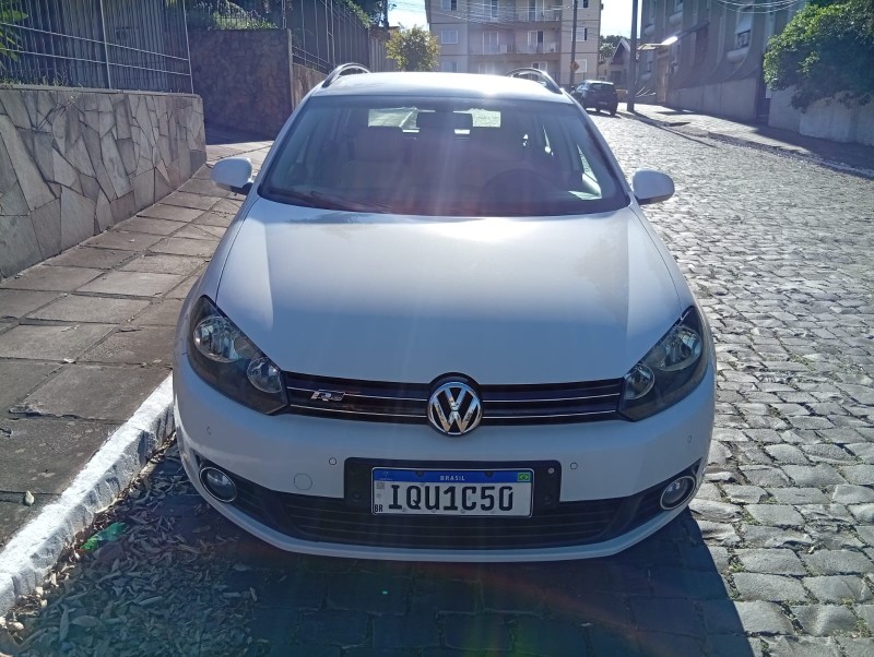 VOLKSWAGEN JETTA VARIANT 2.5 2010/2010 ALTERNATIVA VEÍCULOS LAJEADO / Carros no Vale