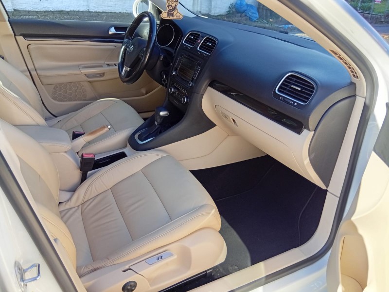 VOLKSWAGEN JETTA VARIANT 2.5 2010/2010 ALTERNATIVA VEÍCULOS LAJEADO / Carros no Vale