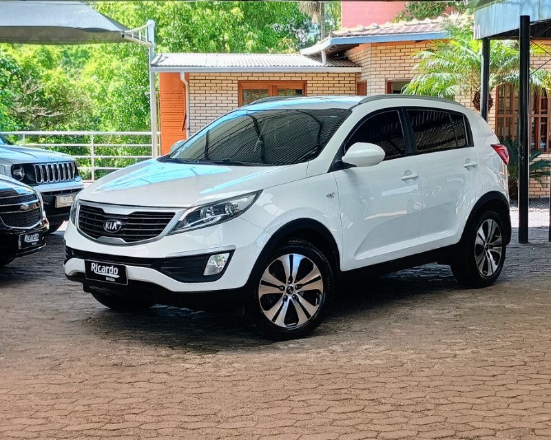 KIA SPORTAGE 2.0 LX 2012/2013 RICARDO VEÍCULOS TEUTÔNIA / Carros no Vale