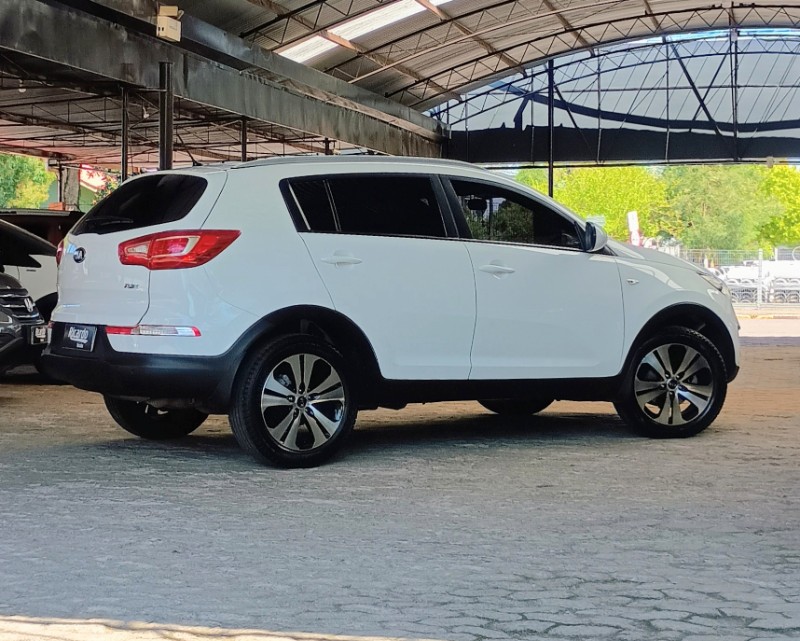 KIA SPORTAGE 2.0 LX 2012/2013 RICARDO VEÍCULOS TEUTÔNIA / Carros no Vale