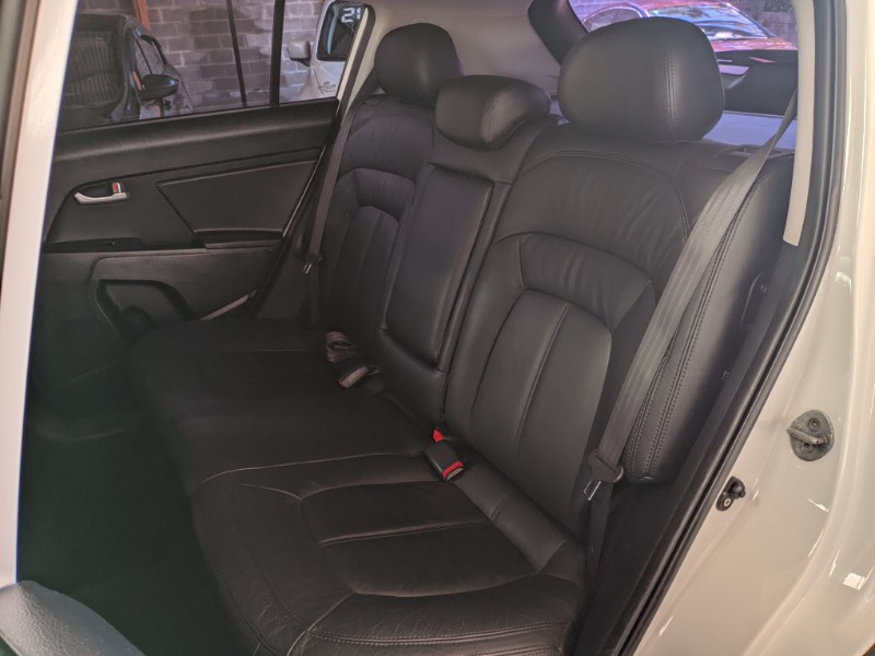 KIA SPORTAGE 2.0 LX 2012/2013 RICARDO VEÍCULOS TEUTÔNIA / Carros no Vale