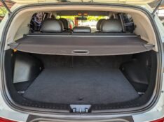 KIA SPORTAGE 2.0 LX 2012/2013 RICARDO VEÍCULOS TEUTÔNIA / Carros no Vale