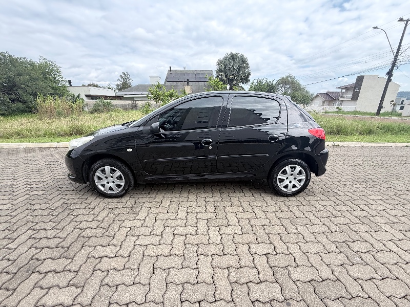 PEUGEOT 207 XR 1.4 FLEX 8V 5P 2013/2013 ELY AUTOMÓVEIS LAJEADO / Carros no Vale