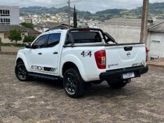 NISSAN FRONTIER 2.3 16V TURBO DIESEL ATTACK CD 4X4 AUTOMÁTICO 2020/2020 BOSCO AUTOMÓVEIS GUAPORÉ / Carros no Vale