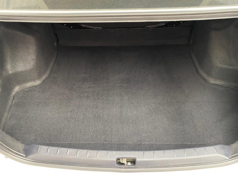 TOYOTA ETIOS 1.5 XS SEDAN 16V 2016/2017 LAVENDA VEÍCULOS ARROIO DO MEIO / Carros no Vale