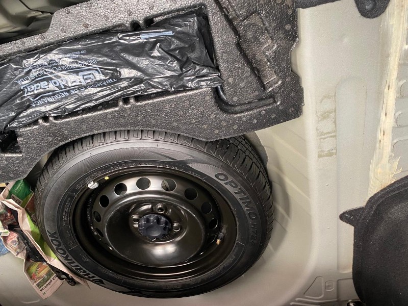 TOYOTA ETIOS 1.5 XS SEDAN 16V 2016/2017 LAVENDA VEÍCULOS ARROIO DO MEIO / Carros no Vale