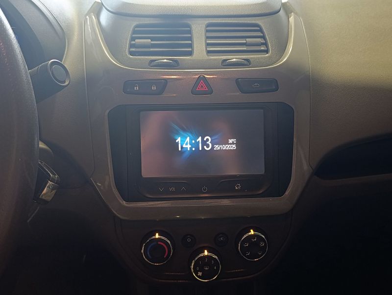 Chevrolet Cobalt 1.8 Ltz 8v Econoflex 2014/2015 SIM VEÍCULOS PORTO ALEGRE / Carros no Vale