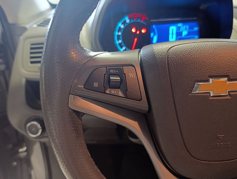 Chevrolet Cobalt 1.8 Ltz 8v Econoflex 2014/2015 SIM VEÍCULOS PORTO ALEGRE / Carros no Vale