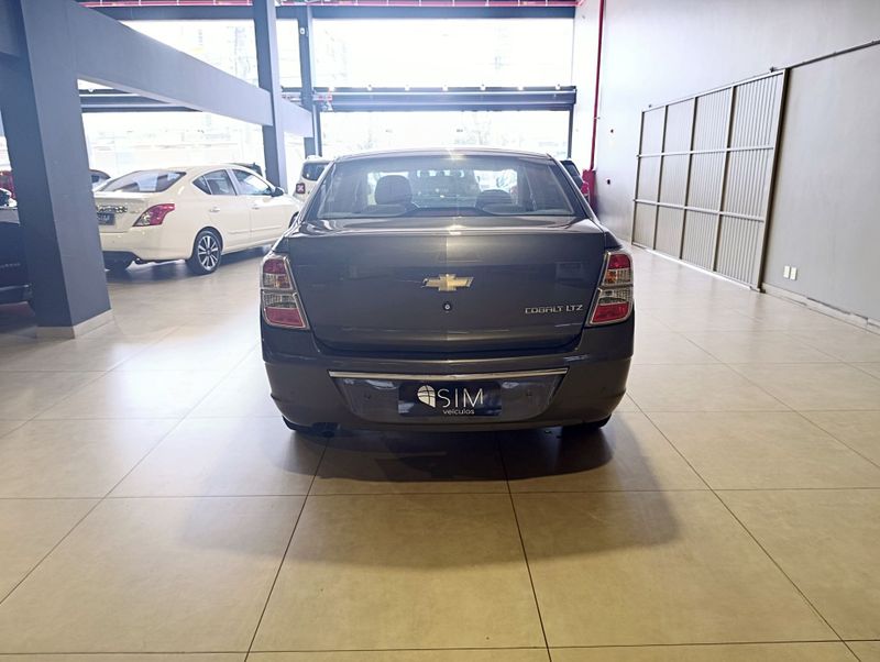 Chevrolet Cobalt 1.8 Ltz 8v Econoflex 2014/2015 SIM VEÍCULOS PORTO ALEGRE / Carros no Vale